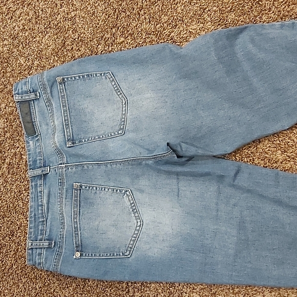 Jeans- Buffalo, size 4 - Picture 3 of 4
